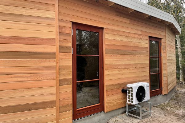 Bosch luft/luft varmepumpe i anneks