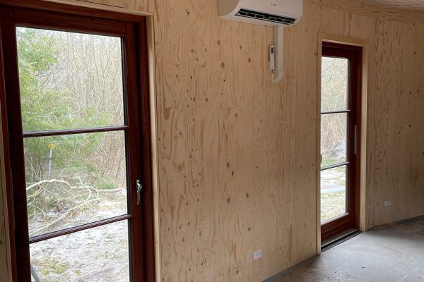 Bosch luft/luft varmepumpe i anneks